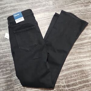 NWT Old Navy mid-rise Bootcut jeans Size 8